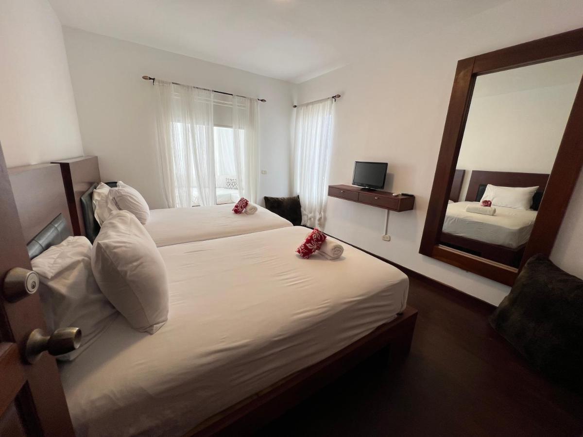 Caribbean Suites With Rooftop Pool Punta Cana Zewnętrze zdjęcie
